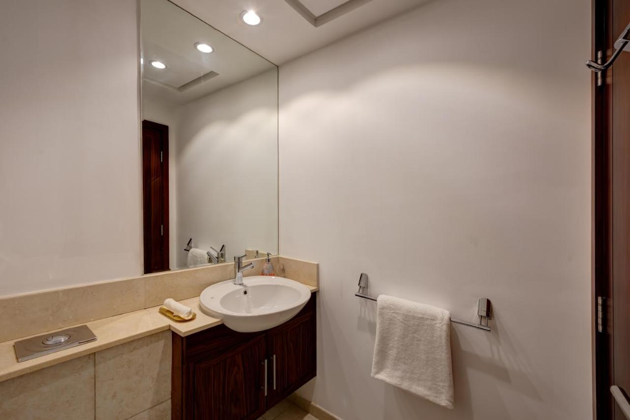 Durrani Homes - Luxe Living With Burj Khalifa And Fountain View - Third Room Without Partition ดูไบ ภายนอก รูปภาพ